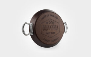 28cm Britannia cast iron frying pan, with side handles